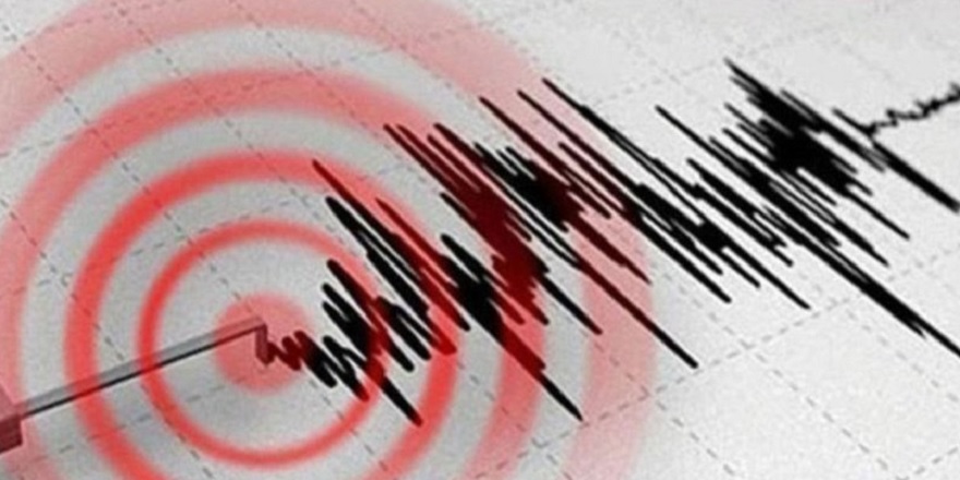Son dakika Sabah Saatlerinde Van'da şiddetli deprem oldu! Peş peşe açıklama geldi