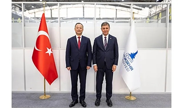 İzmir ile Kırgızistan Arasındaki İş Birliği Bağları Güçleniyor