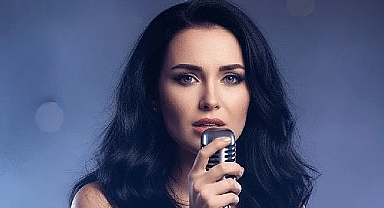 Türkiye’nin İlk Yapay Zekâ Şarkıcısı AYmeRA, Çığır Açan İlk Albümüyle Müzik Dünyasında Yeni Bir Sayfa Açtı