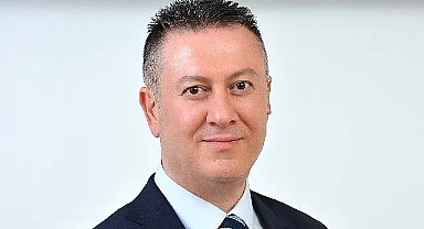 Çağla Mıdık: Gayrimenkul Sektöründe Güven ve Eğitimi Bir Araya Getiren Başarılı İsim