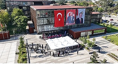 İnegöl’de Büyük Zafer’in 104. Yılı Üç Ayrı Programla Kutlandı