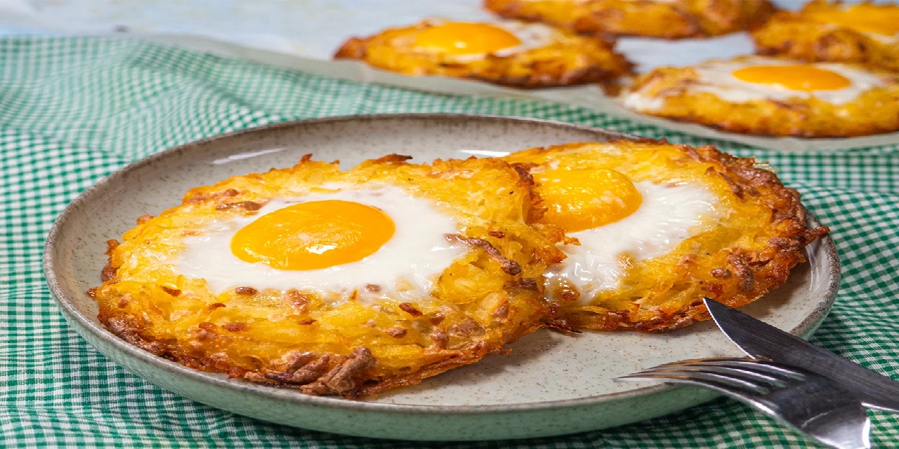 Patates Yatağında Yumurta Tarifi Nasıl Yapılır? Patates Yatağında Yumurta Tarifi Malzemeleri...