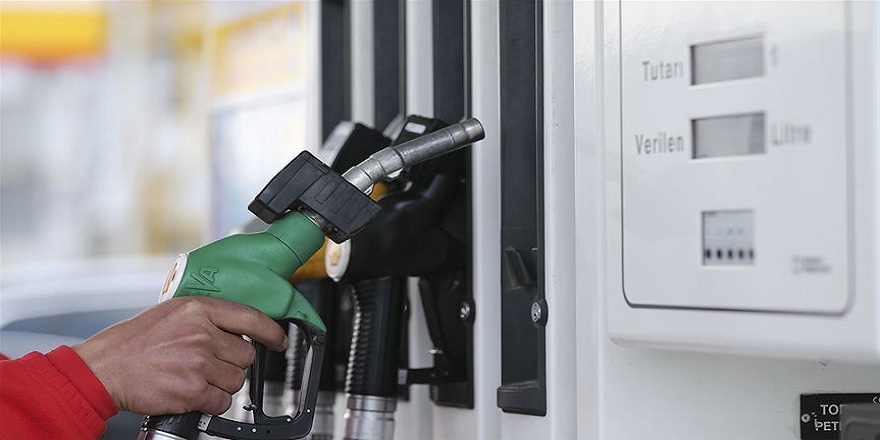 Taşıtı olan yandı! Zam üstüne zam 2021 yılında benzine 33, motorine 28, LPG’yeyse 18 kez zam geldi!