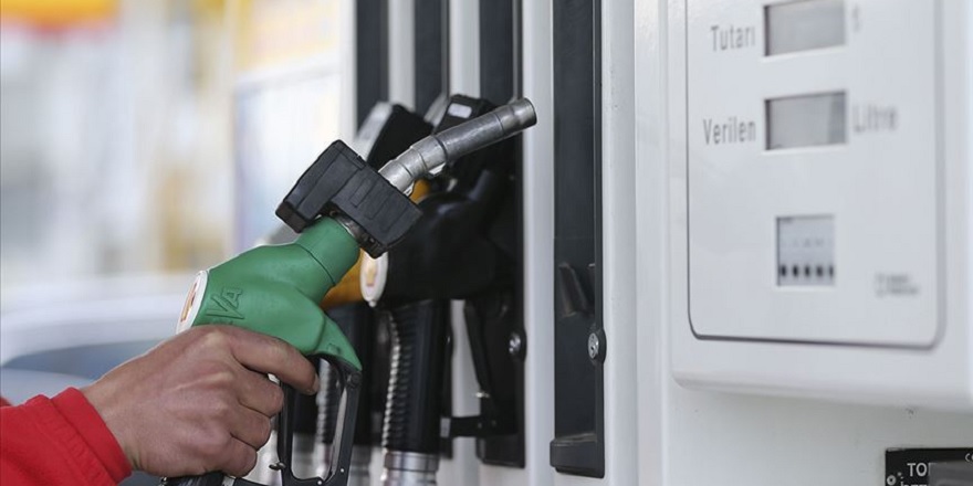 Son dakika araç sahiplerine kara haber benzin ve motorine büyük zam! Zam üstüne zam rekor fiyat