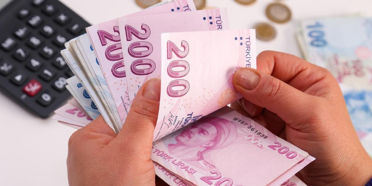 Halkbank, Şekerbank, ING, Vakıfbank, Finansbank, Garanti BBVA, Akbank, TEB ve Denizbank tek tek açıkladı! SSK, Bağ-Kur ve bütün emeklilerin 3 bin TL hesaplara yatıyor!