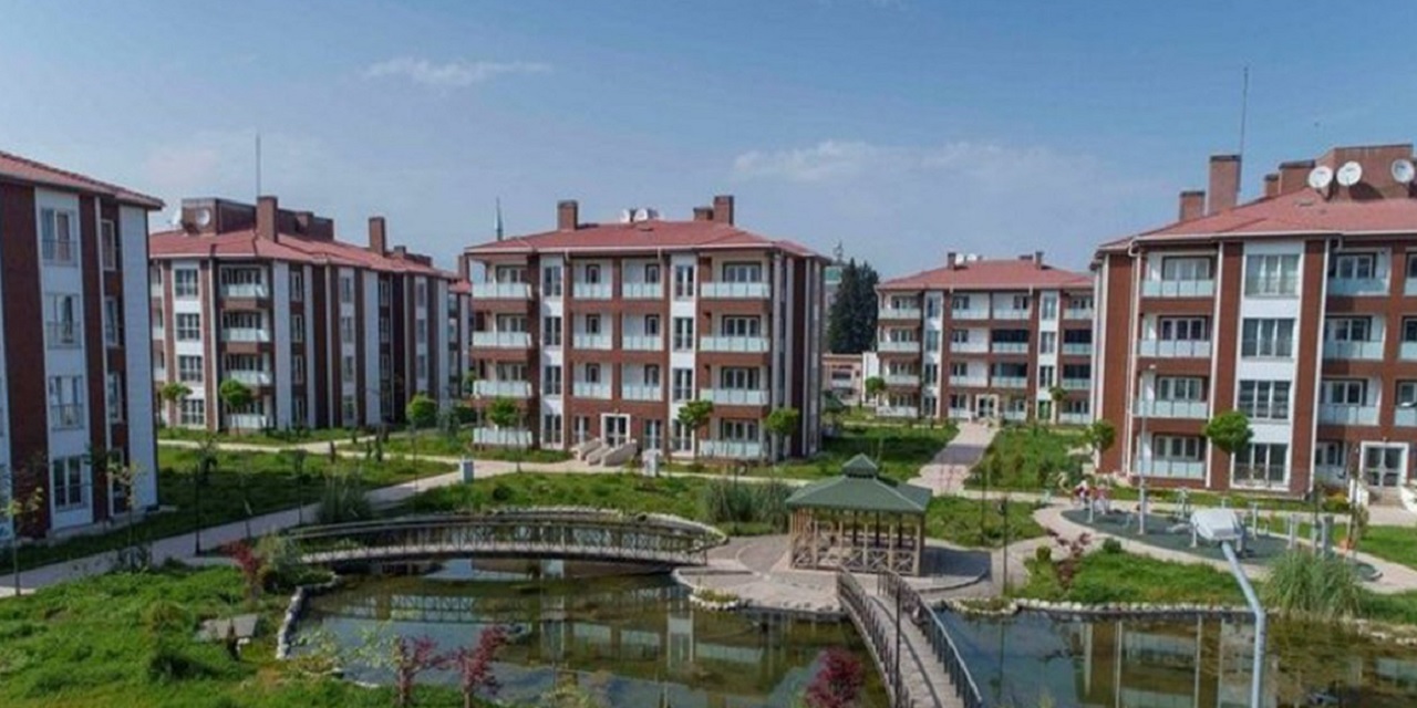 Son dakika Bakan müjdeli haberi resmen duyurdu! Ev almak isteyenler dikkat! İndirim geliyor, konutlara yeni kampanya başlıyor...