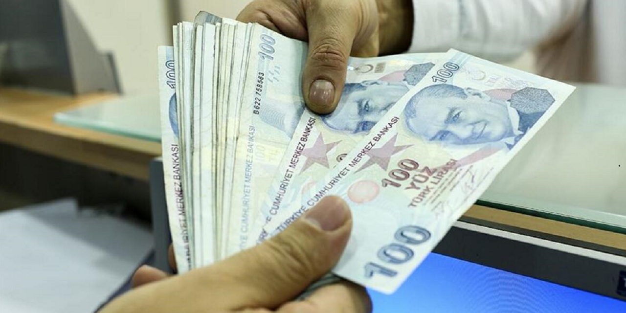 13 milyon emeklinin beklediği müjde TBMM'de onaylandı! ATM'lerden alınabilir 1.100 TL ödeme yapılacak...