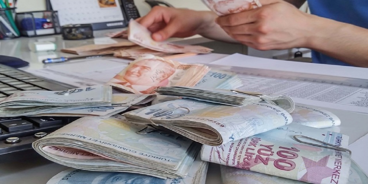 2 bin 750 TL hesaplara nakit yatıyor! SSK, Bağ-Kur ve bütün emeklilerin 3 gün içinde para hesabınızda olacak
