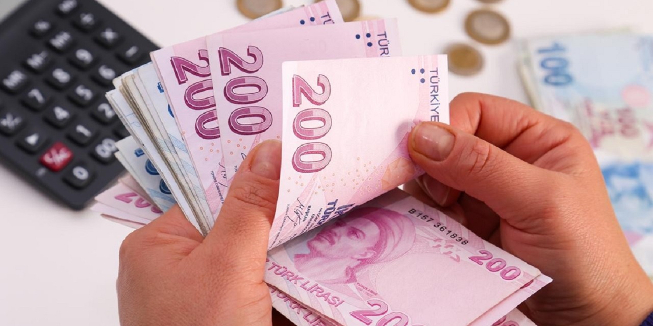 Emekli ikramiyesi ile ilgili son dakika gelişmesi! Bayram İkramiyesine Büyük Zam! Tam 4.000 TL