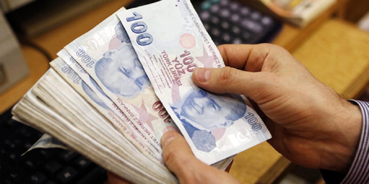 5420 TL Ek Ödeme Müjdesi Peş Peşe Duyuruldu! Başvuru Yapan Bütün Emekliler ATM'den Anında Çekecek