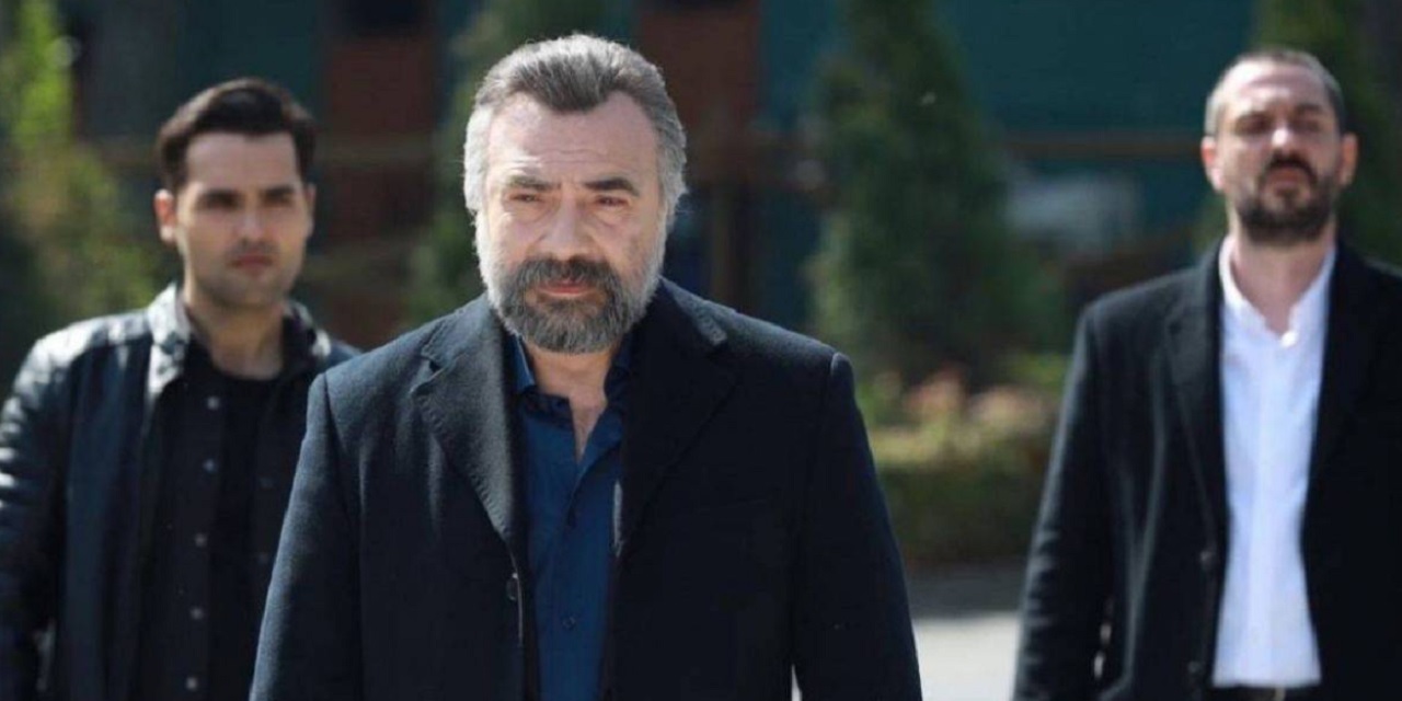 Oktay Kaynarca ve Eşkıya Dünyaya Hükümdar Olmaz’ın yönetmeni sonunda anlaştı! Yapım şirketinden ilk fotoğraf geldi