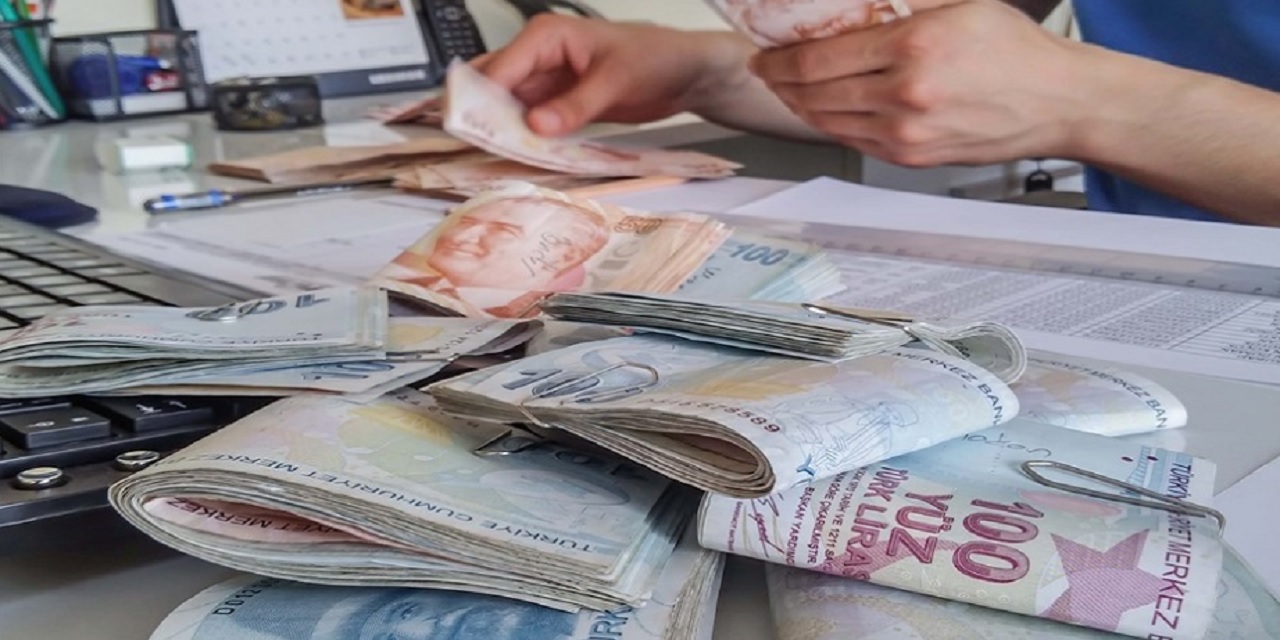 Emeklilere 2750 TL ödeme! SSK, Bağ-Kur ve Emekli Sandığı fark etmiyor, bütün emeklilerin hesaplarına yatırılıyor! Hesabınızı kontrol edin