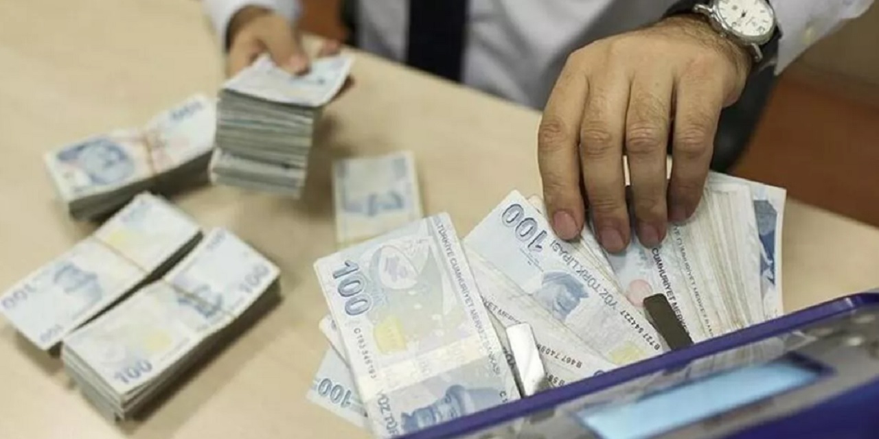 Hükümetten büyük müjde! 15 yaşını tamamlayanın hesabına 7.852 TL yatacak!
