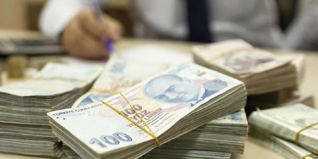 2 Bankadan Gece Yarısı Müjde Geldi! Faizsiz 15.000 TL Nakit Destek Verecekler! Hemen başvuru Yapın