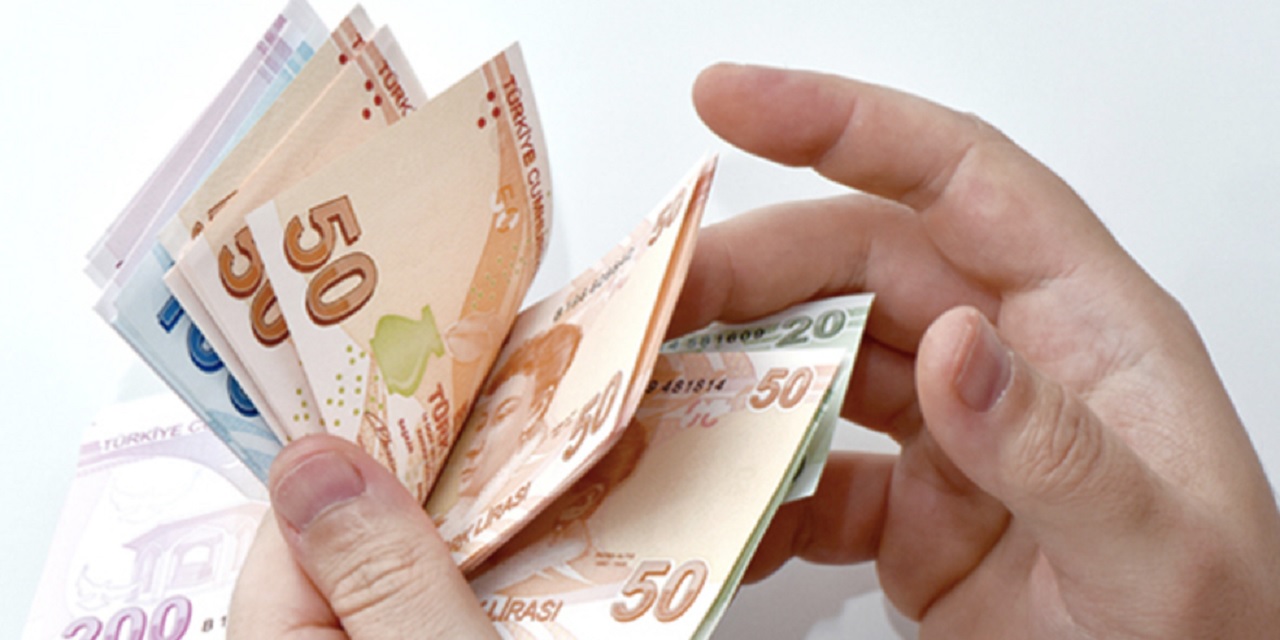 Emekli ve memurların gözü kulağı bu haberde! Dikkat 3600 ek göstergede 1300 TL detayı!