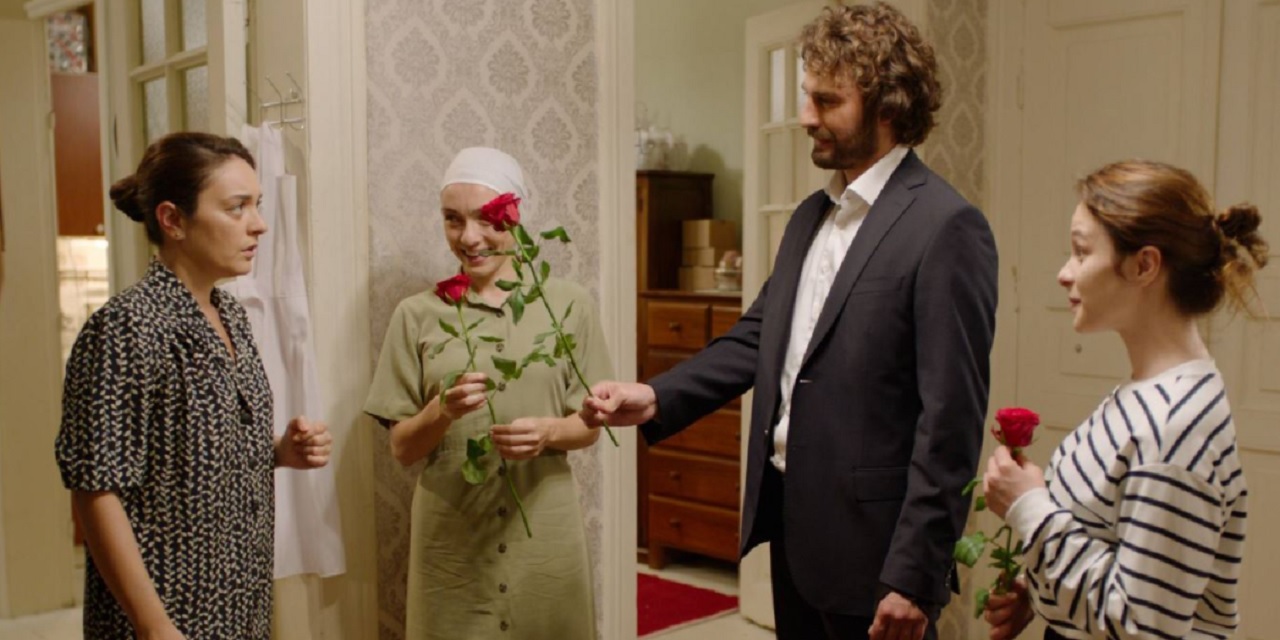 Masumlar Apartmanı dizisi final tarihi belli oldu! TRT 1 Reytingler düşünce fişini çekti...