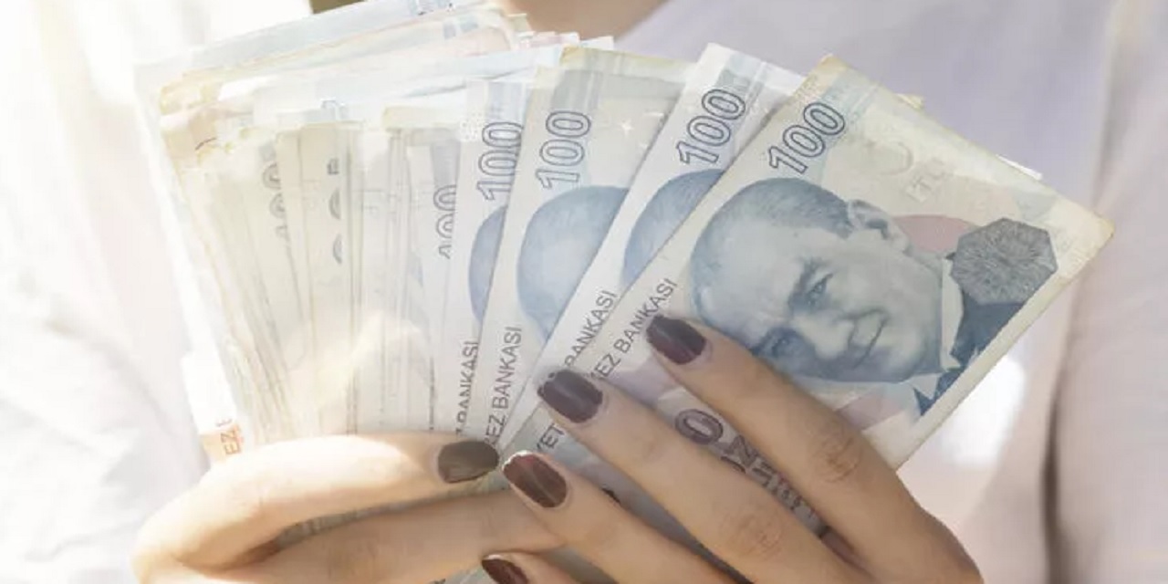 7 Milyon Asgari Ücretliye Ek Zam Müjdesi Akşam Üstü Duyurdu! 800-1876 TL arası ek zam! Tüm maaşlar güncelleniyor